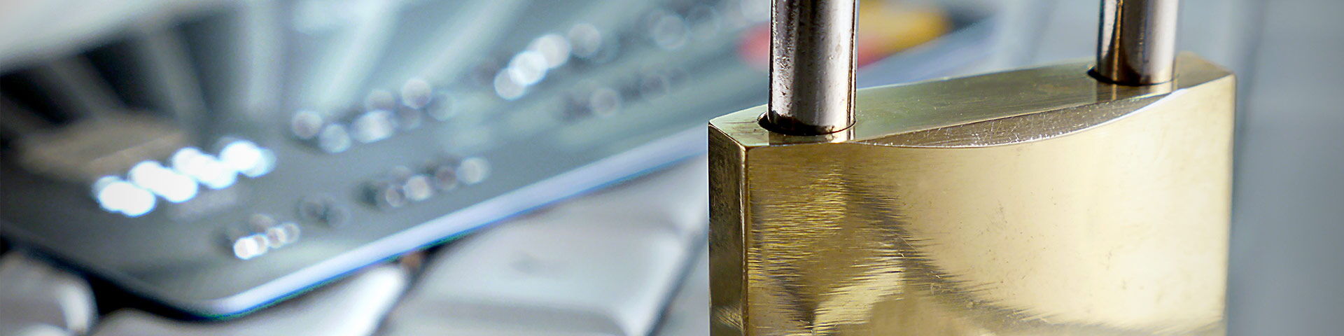 Datenschutz (Foto © iStock.com/fivepointsix)